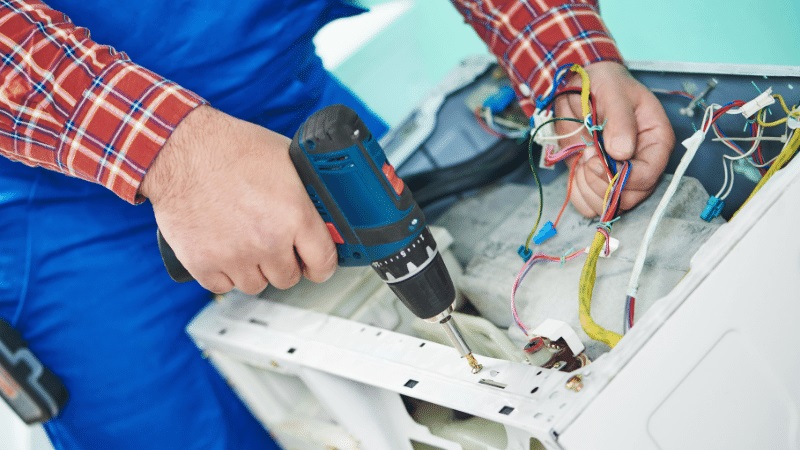 Alaşehir Protherm Protherm çamaşır makinesi kart tamiri – Su almama arızası orijinal parça ile giderildi. - Teknik servis örneği